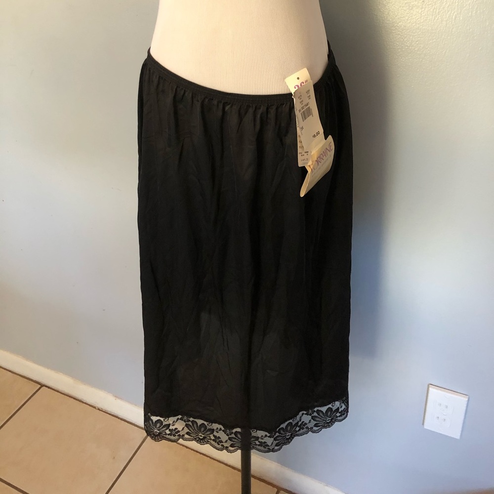 Women’s 3x black satin slip
